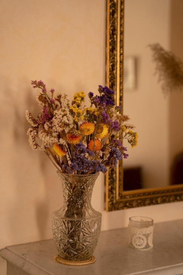 L'Escapade Place Voltaire Vermenton 외부 사진